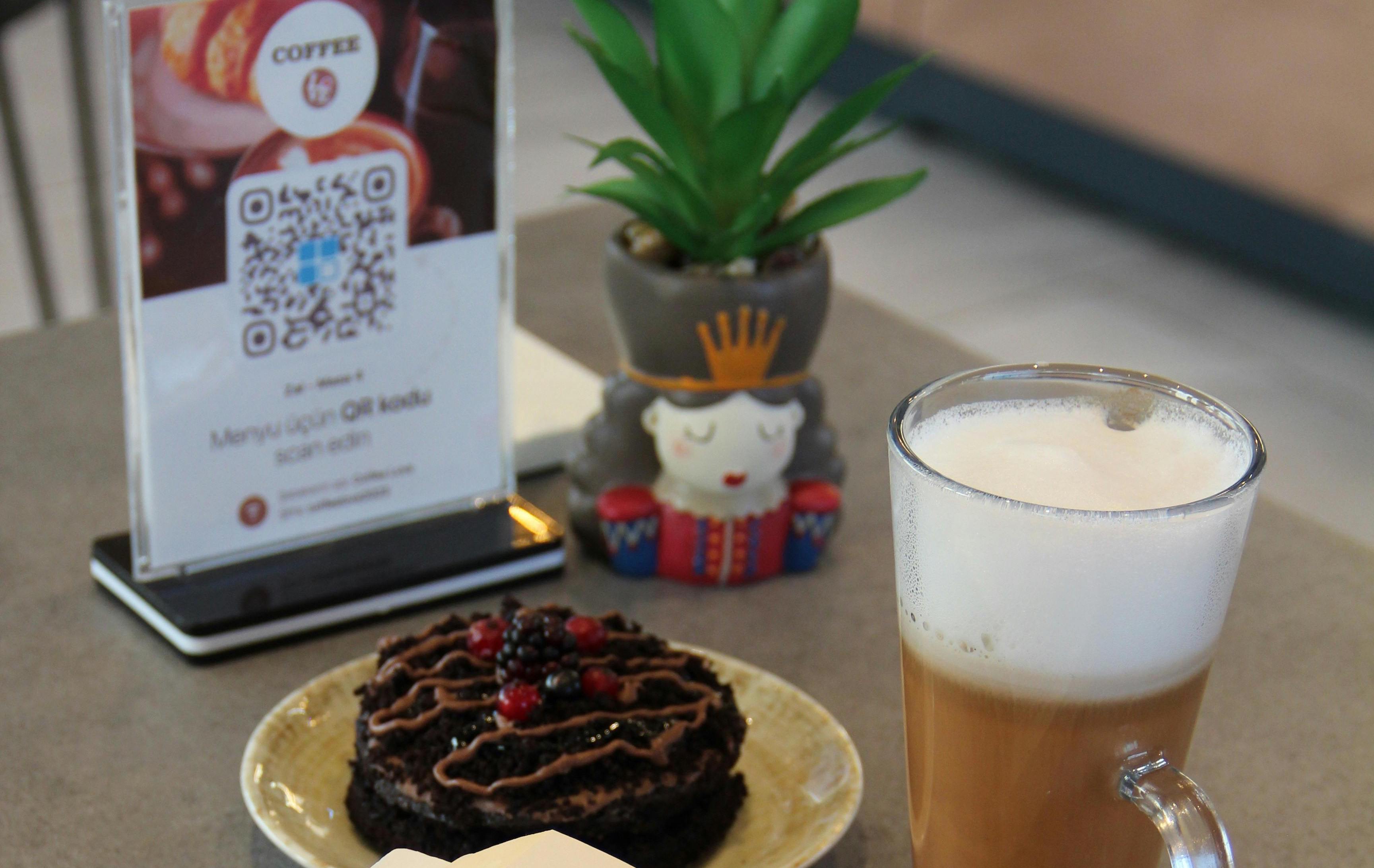 QR code menu system for allergen compliance